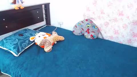 julieta art1 online show from 12-30-24, 08:25