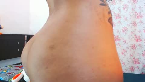 julieta art1 online show from 12-30-24, 11:49