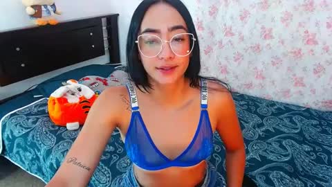 julieta art1 online show from 01-14-25, 10:44