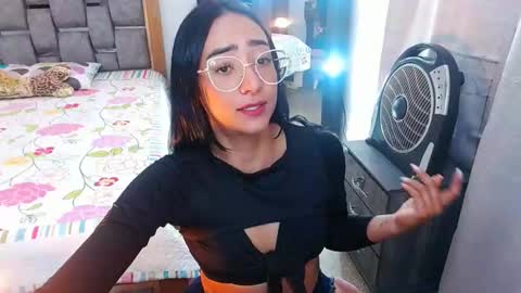 julieta art1 online show from 02-02-25, 12:30