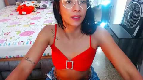 julieta art1 online show from 02-02-25, 06:10