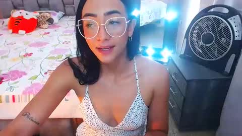 julieta art1 online show from 02-08-25, 10:51