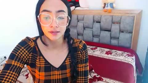 julieta art1 online show from 02-22-25, 10:42