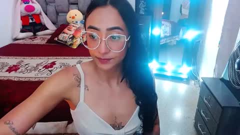 julieta art1 online show from 03-10-25, 01:23