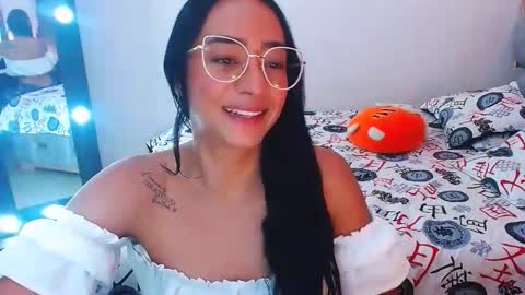 julieta art1 online show from 09-28-25, 09:20