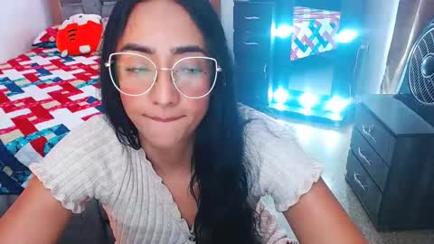 julieta art1 online show from 10-24-25, 09:55