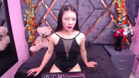 Julieta online show from 11-29-25, 07:28