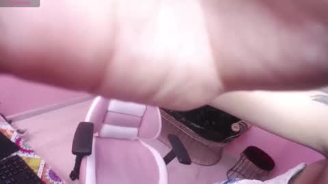 Snapshot of julieta_fox_x chatting on 11-06-25, 02:45 julieta_fox_x online show from 11-06-25, 02:45