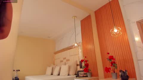Snapshot of julieta_rose__ chatting on 05-26-26, 10:28 online show from 05-26-26, 10:28