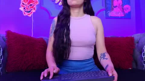  Julieta  online show from 03-04-25, 12:01