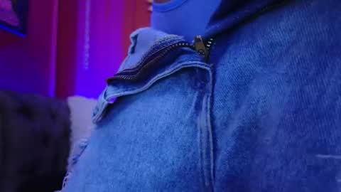  Julieta  online show from 11-19-25, 11:54