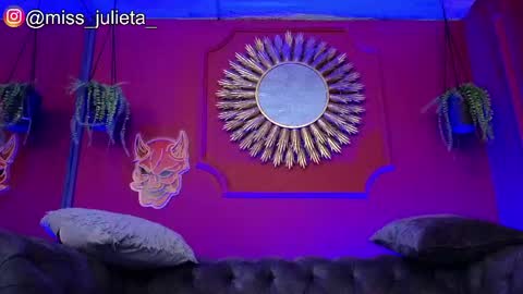  Julieta  online show from 05-22-26, 11:38