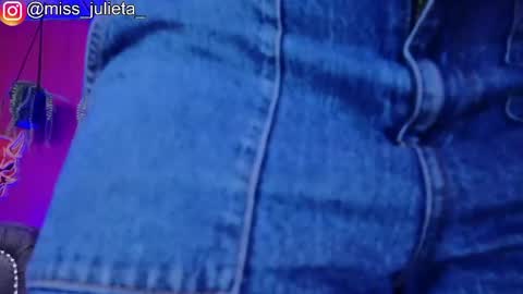  Julieta  online show from 06-05-26, 12:11