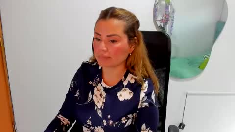 Snapshot of julieta_star69 chatting on 09-09-25, 07:57 julieta_star69 online show from 09-09-25, 07:57