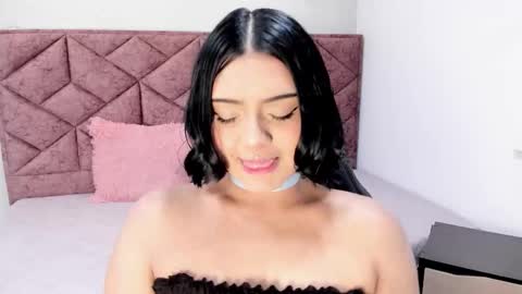 Snapshot of julieta_sweett20 chatting on 11-15-25, 12:34 Julieta online show from 11-15-25, 12:34