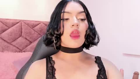 Snapshot of julieta_sweett20 chatting on 11-28-25, 12:30 Julieta online show from 11-28-25, 12:30