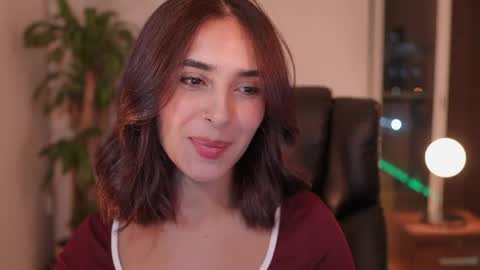 julieta_valencia online show from 06-10-26, 01:06