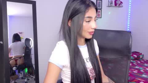 Snapshot of julietacheer chatting on 02-17-26, 01:18 Julieta online show from 02-17-26, 01:18