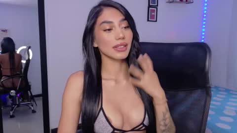 Snapshot of julietacheer chatting on 03-09-26, 01:37 Julieta online show from 03-09-26, 01:37