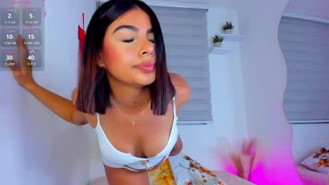 Snapshot of julietagames69 chatting on 12-17-24, 04:56 Julieth Gomez online show from 12-17-24, 04:56