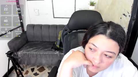 Snapshot of julietakane chatting on 09-09-25, 03:50 julietakane online show from 09-09-25, 03:50