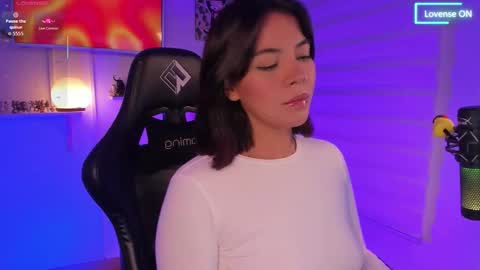 Snapshot of julietariverss chatting on 02-26-26, 06:23 Julieta online show from 02-26-26, 06:23