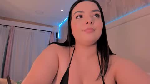 Julieta Vargas online show from 10-08-25, 01:31