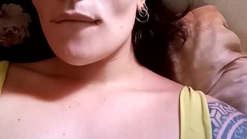 Snapshot of julietfranc28 chatting on 03-12-26, 06:03 julietfranc28 online show from 03-12-26, 06:03