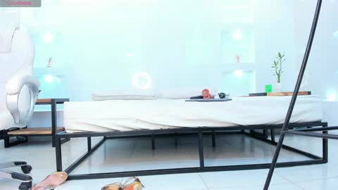 Snapshot of julietha_taylor chatting on 01-17-25, 05:11 Julietha online show from 01-17-25, 05:11