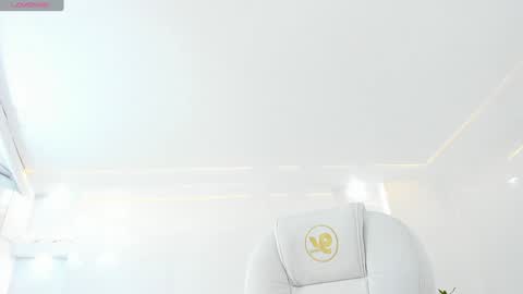 Snapshot of julietha_taylor chatting on 02-03-25, 02:25 Julietha online show from 02-03-25, 02:25