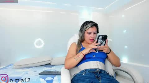 Snapshot of julietha_taylor chatting on 03-05-25, 02:14 Julietha online show from 03-05-25, 02:14