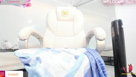 Snapshot of julietha_taylor chatting on 03-11-25, 06:00 Julietha online show from 03-11-25, 06:00