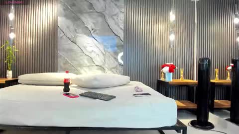 Snapshot of julietha_taylor chatting on 11-26-25, 02:45 Julietha online show from 11-26-25, 02:45