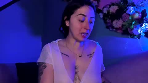 Snapshot of juliethcruz chatting on 07-01-26, 09:03 online show from 07-01-26, 09:03