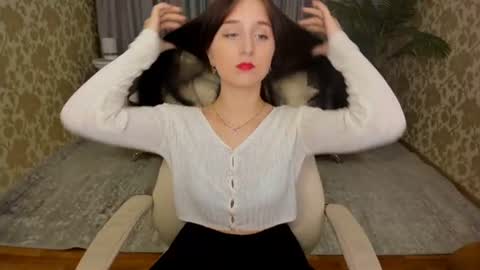 julietmonli online show from 11-01-25, 07:38