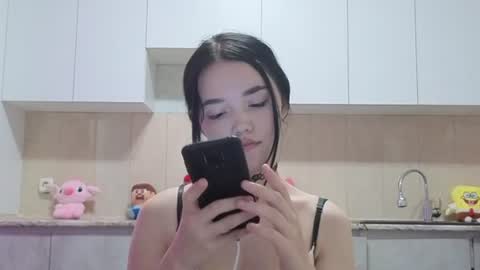 Snapshot of julietrass chatting on 06-20-26, 11:35 juliet online show from 06-20-26, 11:35