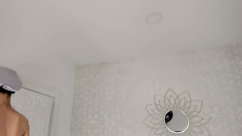 julietta    online show from 04-18-26, 11:25