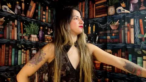 Snapshot of julietta__jackson chatting on 11-21-25, 09:35 Julietta Jackson online show from 11-21-25, 09:35