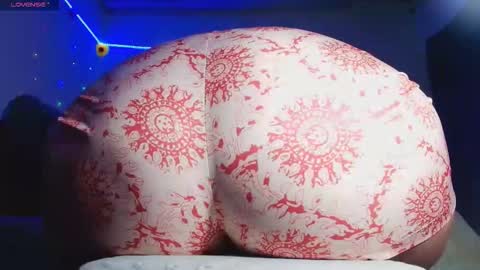 Julietta Big online show from 03-30-26, 12:06