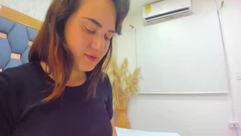 Snapshot of juliette_pretty_ chatting on 11-04-25, 07:13 juliette_pretty_ online show from 11-04-25, 07:13