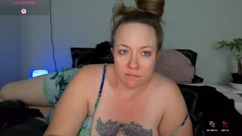 Juli Monroe online show from 04-18-26, 05:00