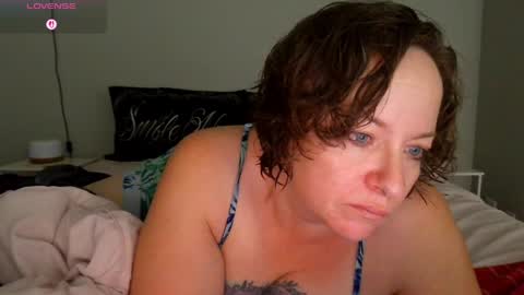 Juli Monroe online show from 04-22-26, 09:44