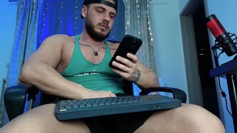 JULiUS   online show from 01-20-25, 09:43