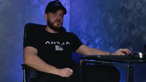 JULiUS   online show from 12-14-25, 07:29