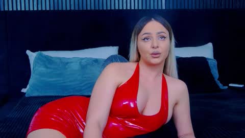 Julia online show from 11-25-25, 02:39