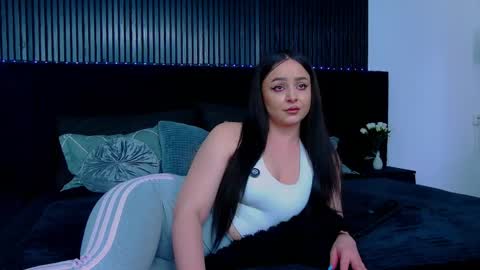 Julia online show from 04-07-26, 11:21