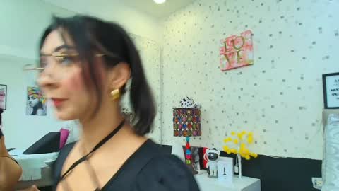 Snapshot of jullietareyes chatting on 01-09-25, 02:40 Julieta Reyes online show from 01-09-25, 02:40