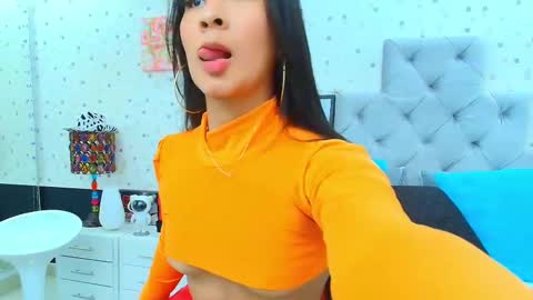 Snapshot of jullietareyes chatting on 02-10-25, 11:46 Julieta Reyes online show from 02-10-25, 11:46