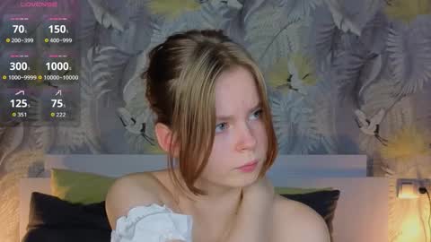 Julie online show from 10-25-25, 04:57