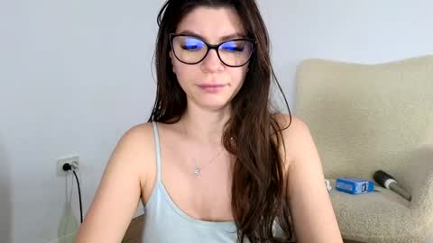 Snapshot of jullyenn chatting on 01-20-25, 12:49 Jully online show from 01-20-25, 12:49